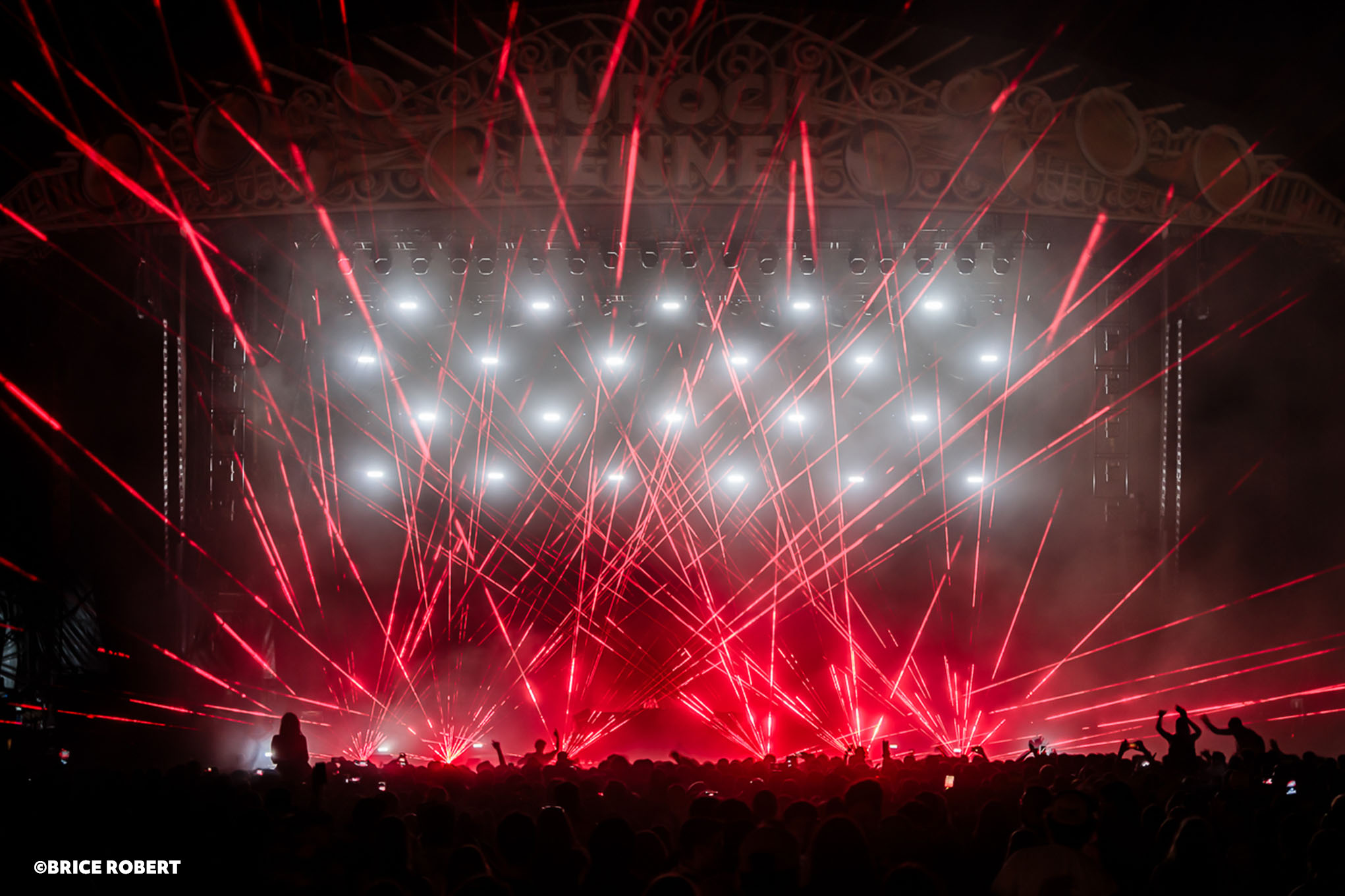 Ambiance laser aux Eurockéennes de Belfort