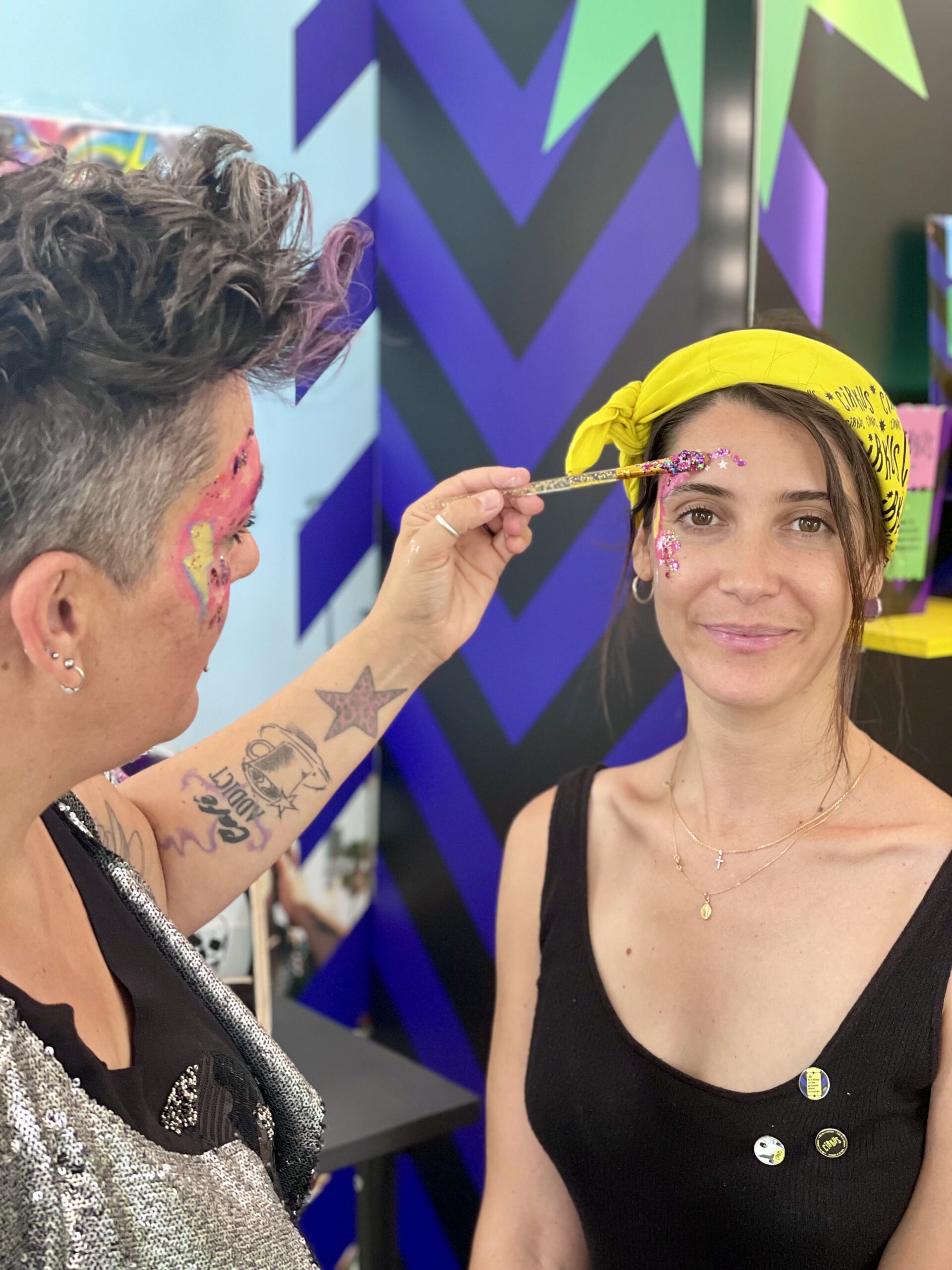 Sabrina au stand maquillage Cirkus Sabrina au stand maquillage Cirkus